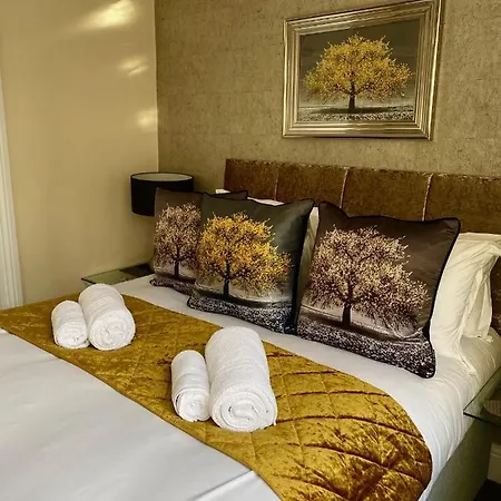 Merewyke Boutique Family Sleeps 4 , Only 5 Minutes Walk To * Windermere