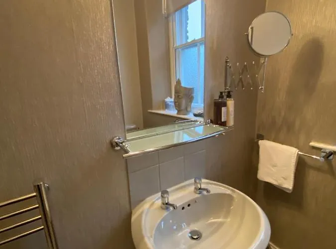 Merewyke Boutique Family Sleeps 4 , Only 5 Minutes Walk To Apartamento